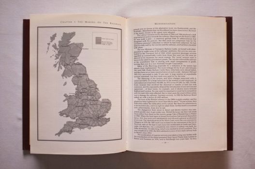 n this full-page black-and-white map of England, Scotland and Wales on page 58 of The Railways of Britain by Jack Simmons, lines open in 1914 appear in white and those open in 1985 in black.