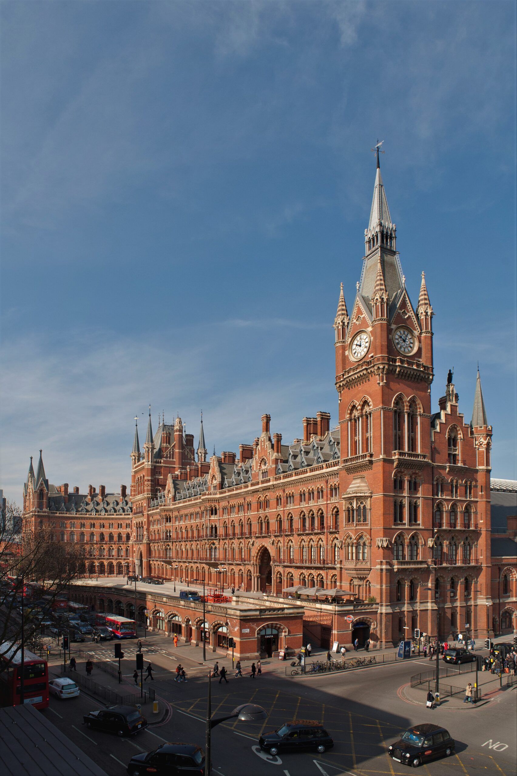 External View of St Pancras Station.