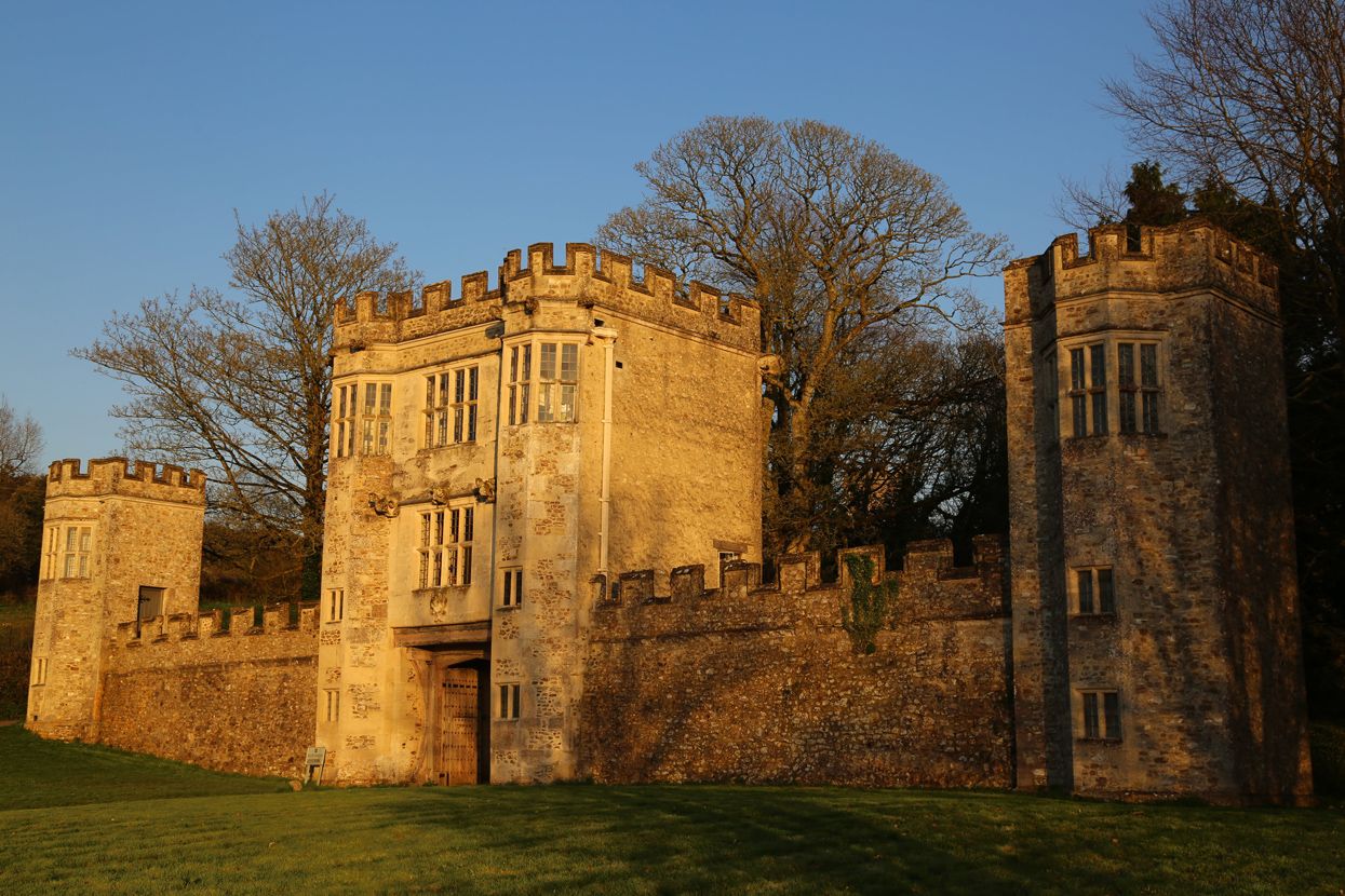 Colour photograph of the façade of Shute Gatehouse.