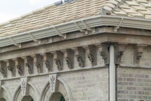 Decorated keystones embellish the round-headed windows on the façade of Peckham Rye station.